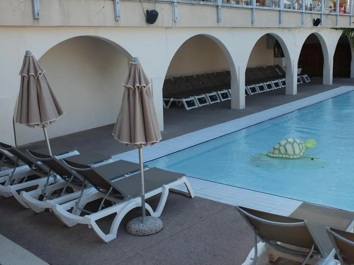 Hotel REGENCY HOLIDAY Tour Opérateur dans Camping 5 étoiles Frejus, Cote d'Azur